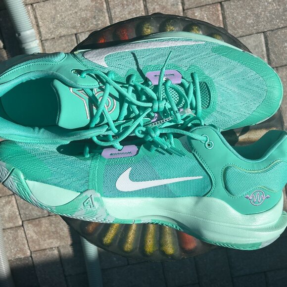 Nike Giannis Immortality 2 Basketball Shoes – Sz 18 – New - Picture 11 of 14